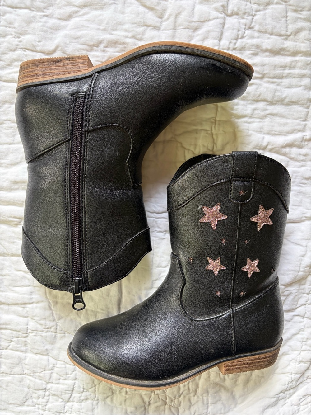 Youth black boots with gold stars